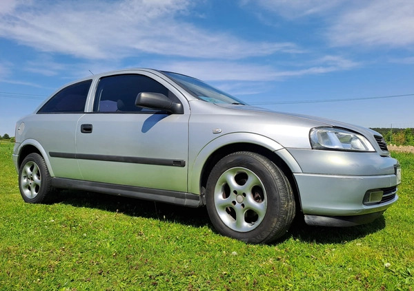 Opel Astra cena 3500 przebieg: 317633, rok produkcji 1999 z Brzeziny małe 211